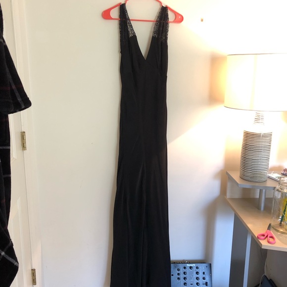 Winter Kale 100% Vintage Silk Gown Size Small - Picture 4 of 7